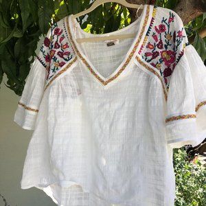 Pilcro Cera Embroidered-Peasant Blouse